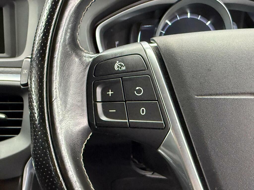 Volvo V40 D2 Se Lux  #26
