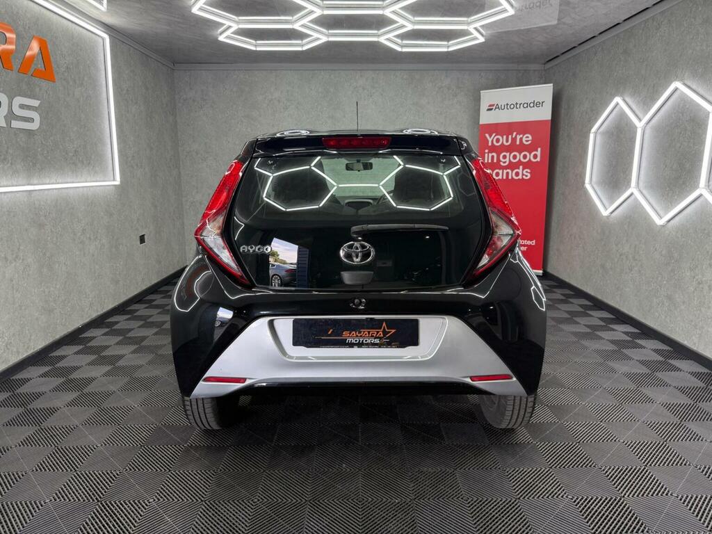 Toyota Aygo Hatchback X-play  #9