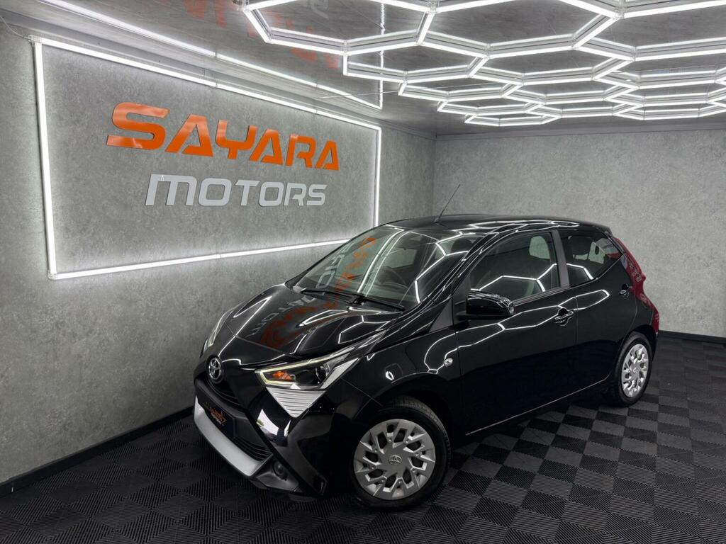 Toyota Aygo 1.0 Vvt-i X-play X-shift Euro 6 Black