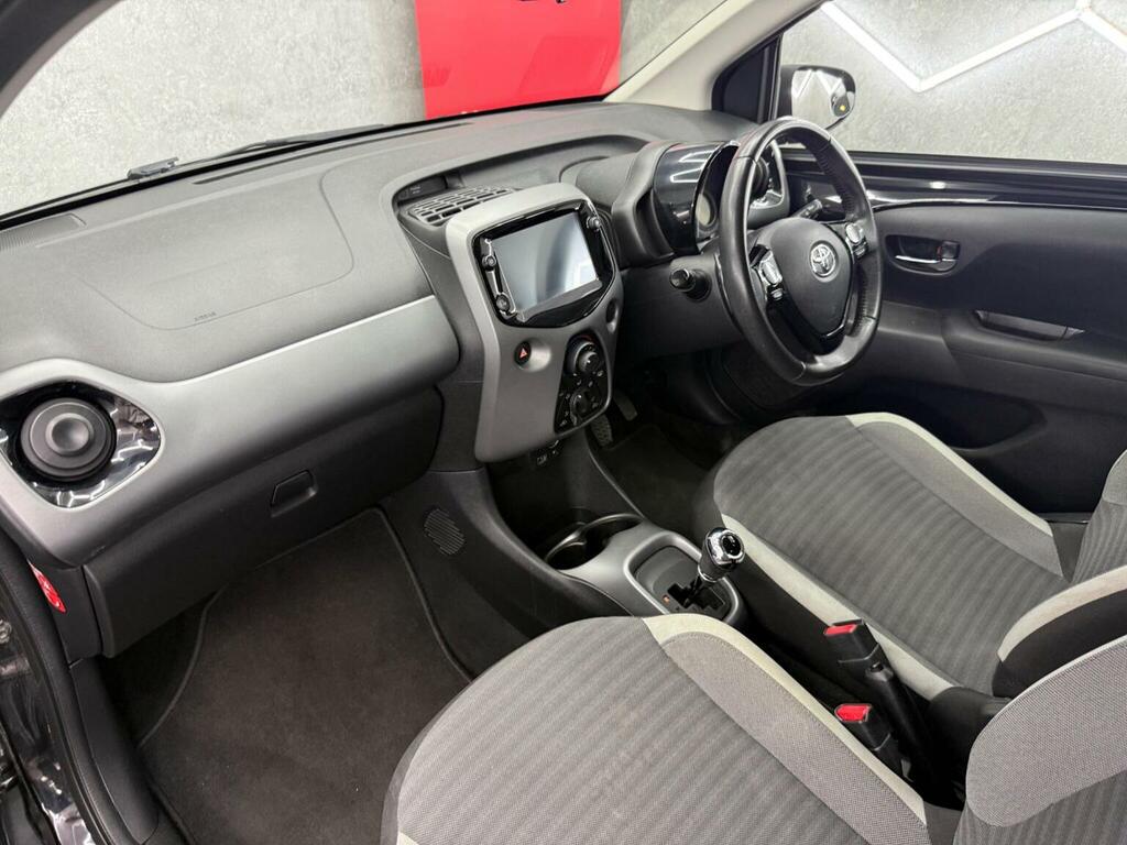 Toyota Aygo Hatchback X-play  #20
