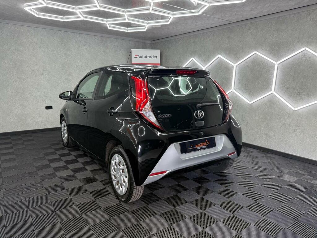 Toyota Aygo Hatchback X-play  #10