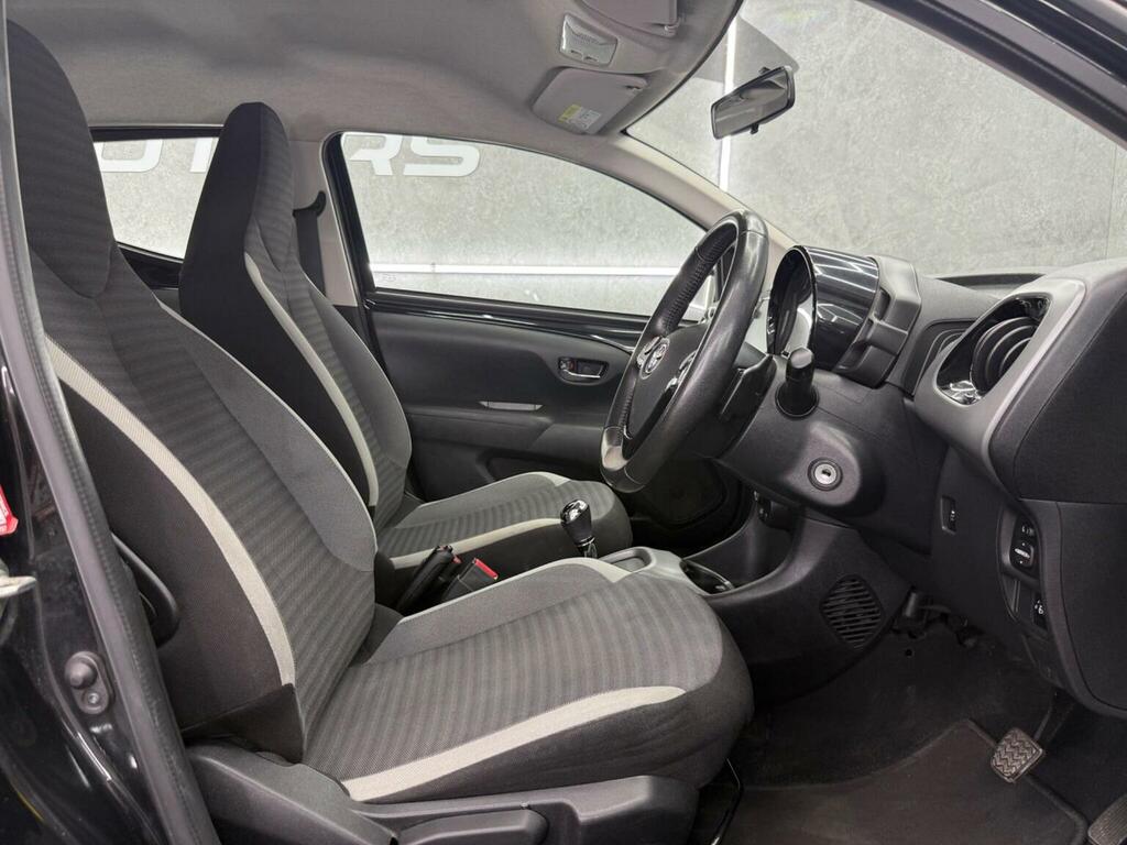 Toyota Aygo Hatchback X-play  #19