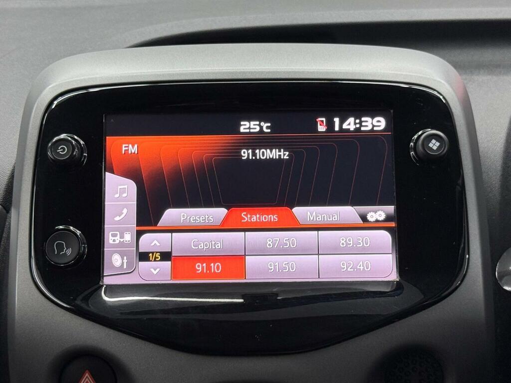 Toyota Aygo Hatchback X-play  #25