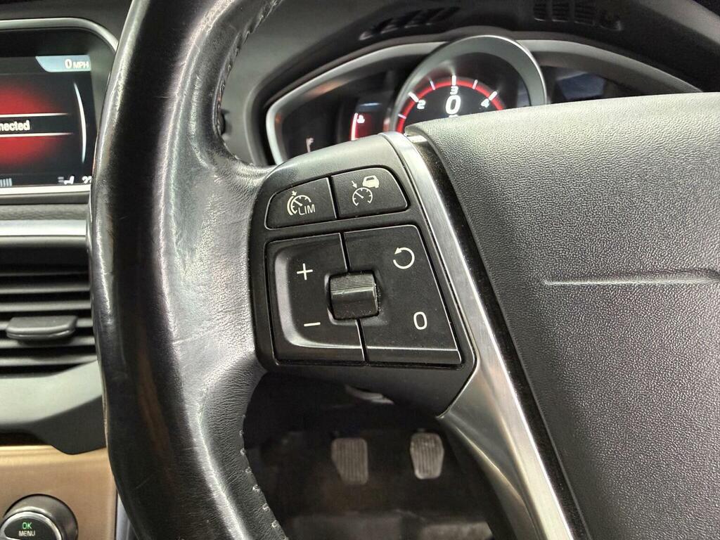 Volvo V40 Cross Country Hatchback 1.6 D2 Se Powershift Ss 201414 Blue #32