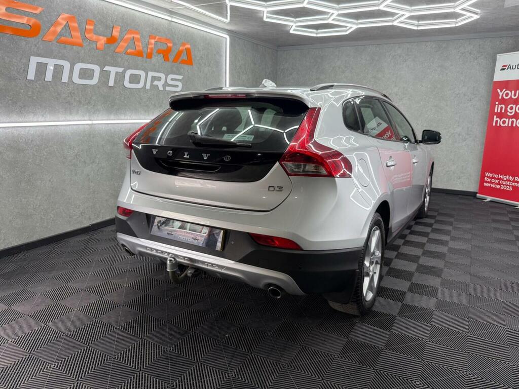 Volvo V40 Cross Country Hatchback 1.6 D2 Se Powershift Ss 201414 Blue #11