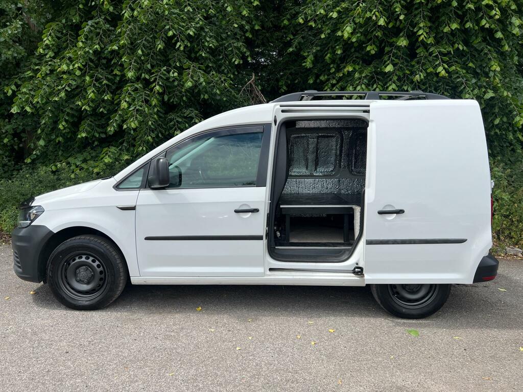 Volkswagen Caddy Panel Van C20 Tdi Highline 201767 Red #15