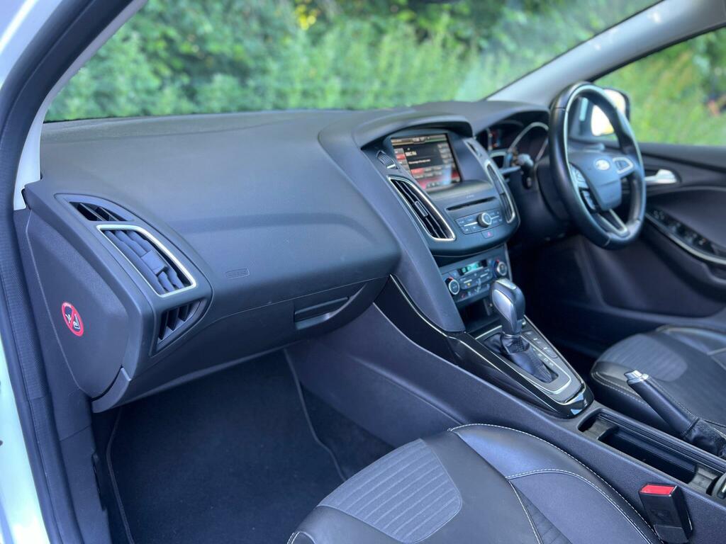 Ford Focus 2.0 Titanium X Tdci 148 Bhp Grey #29