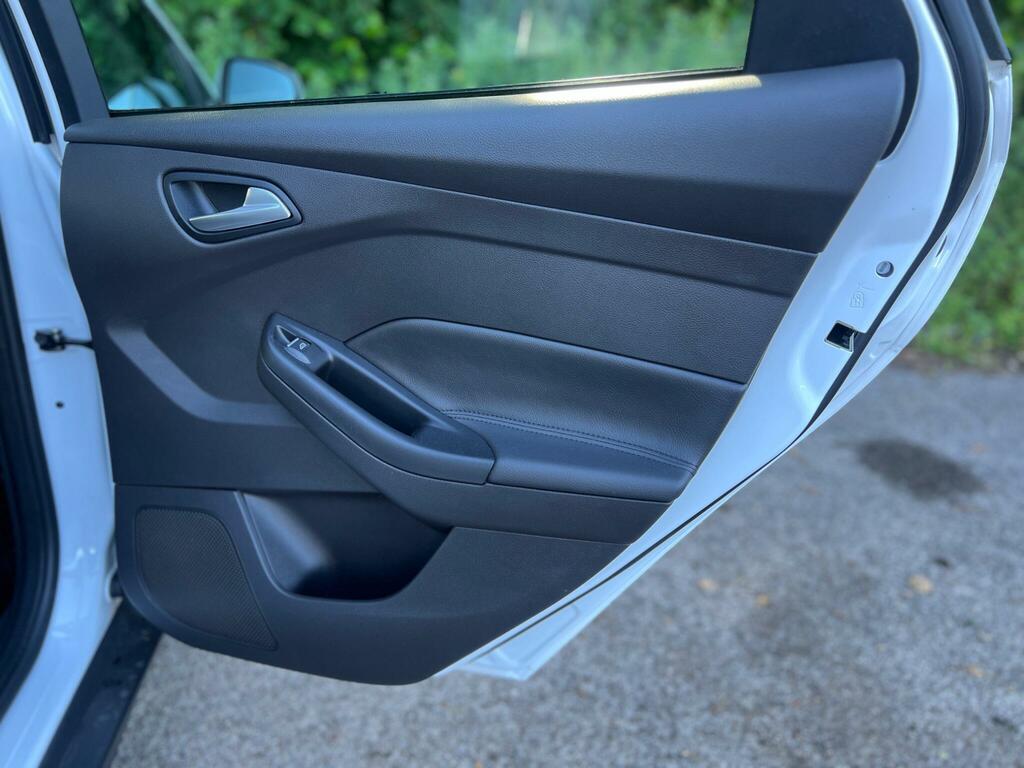 Ford Focus 2.0 Titanium X Tdci 148 Bhp Grey #43