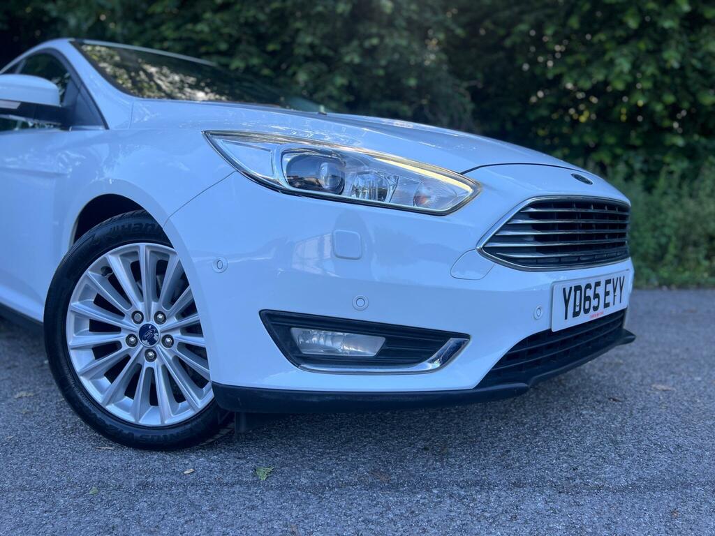 Ford Focus Titanium X White #3