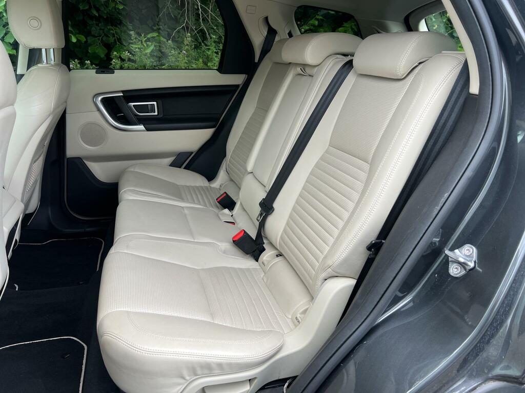 Land Rover Discovery Sd4 Hse Grey #25