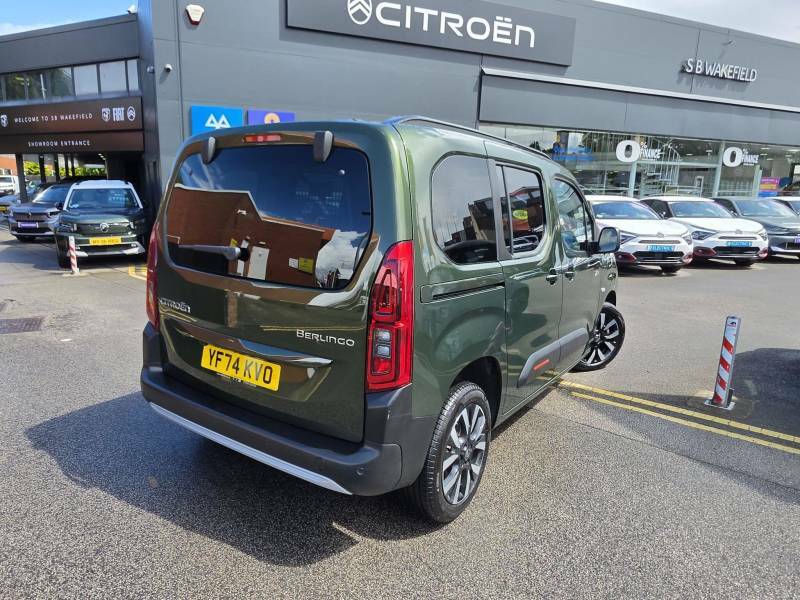 Citroen Berlingo 1.5 Bluehdi 130Ps Max 5 Seat Eat8 - 2024 74 Green #3