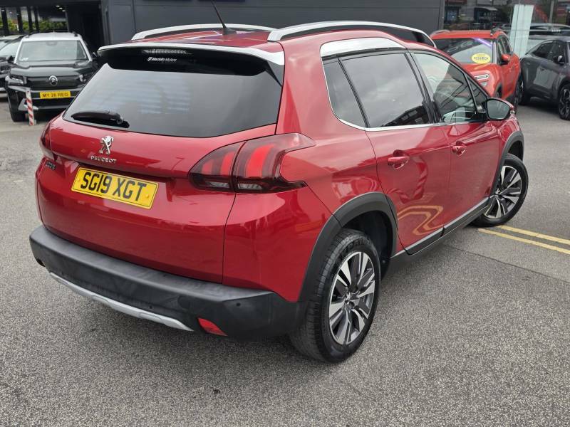 Peugeot 2008 1.2 Puretech Allure Premium Start Stop - 201 SG19XGT Red #4