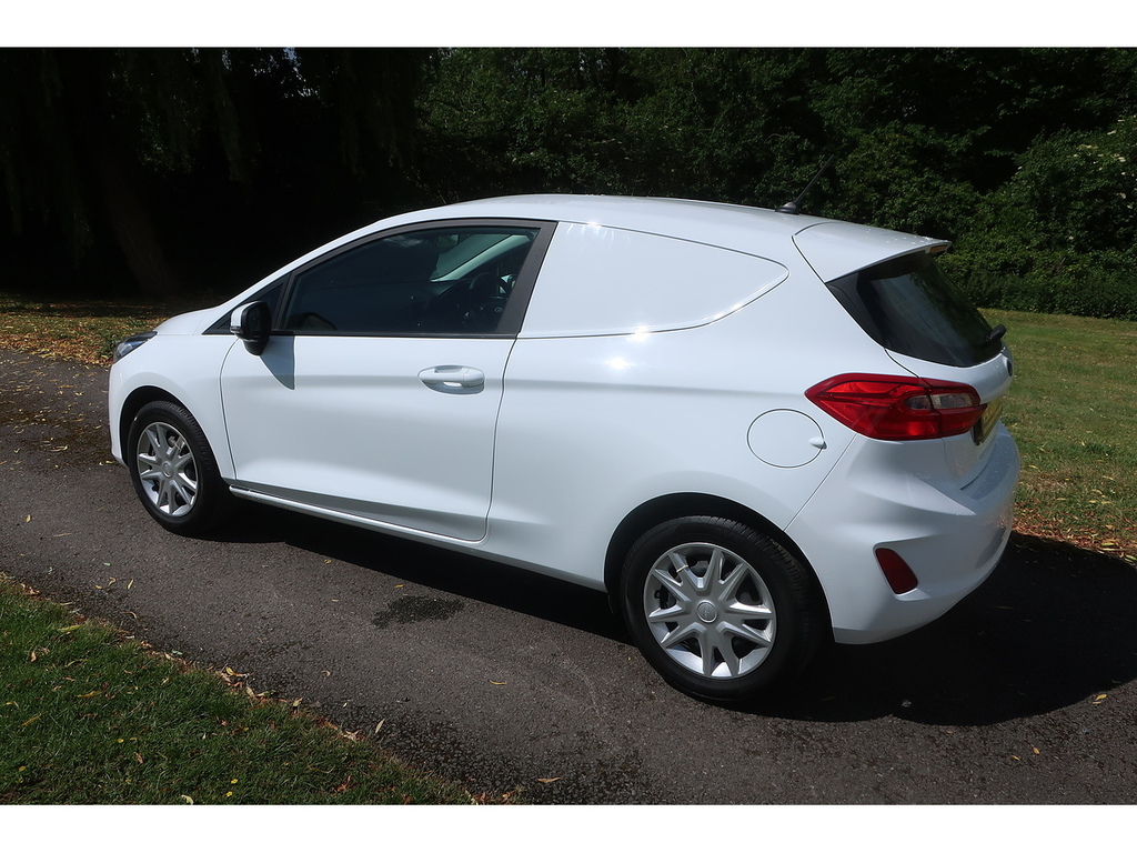 Ford Fiesta 1.5 Tdci Car Derived Van Euro 6 White #4