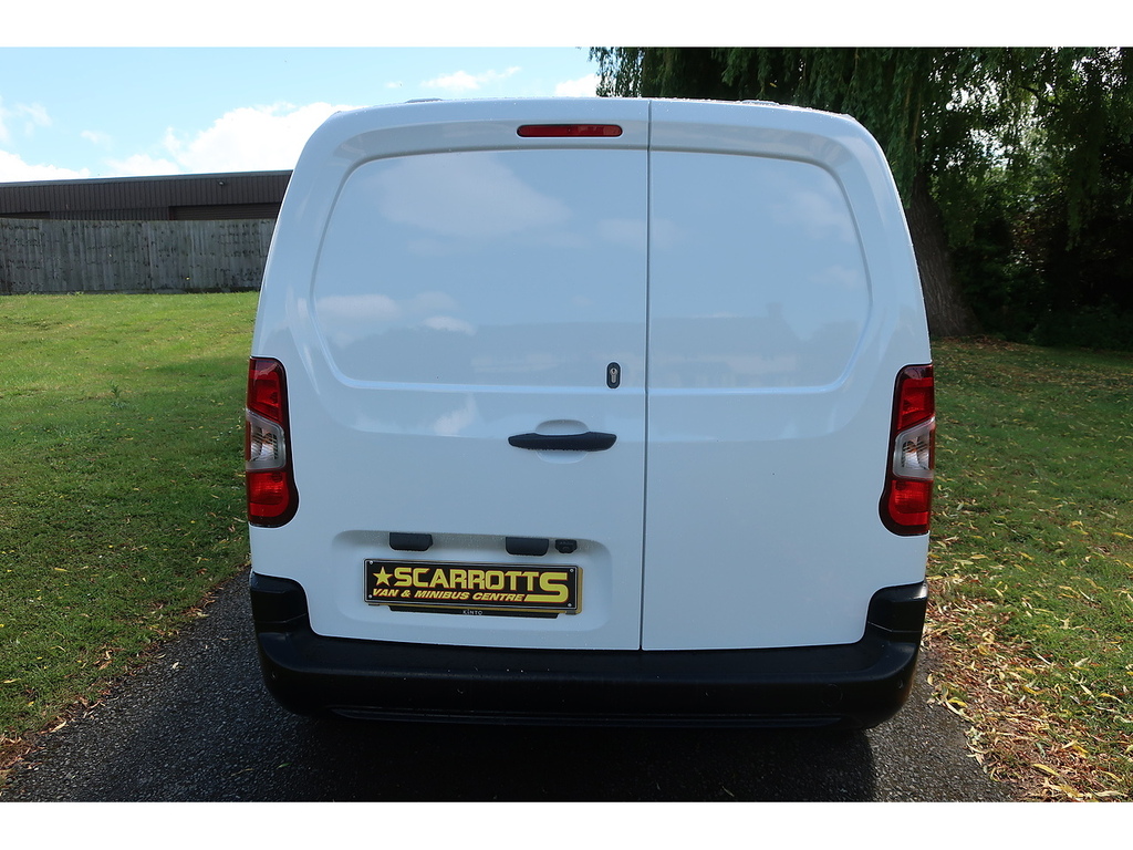Toyota Proace City 1.5 Bluehdi Design Short Panel Van White #5