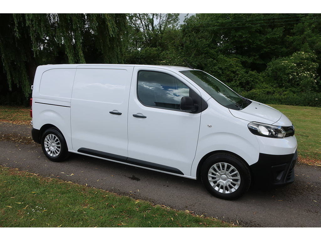 Toyota PROACE 1.5D Icon Medium Panel Van 6Dr Mwb E White #3