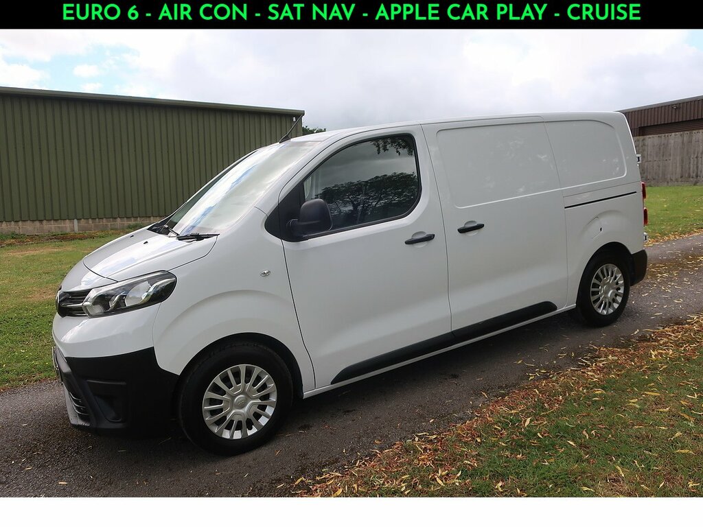 Toyota PROACE 1.5D Icon Medium Panel Van 6Dr Mwb E White