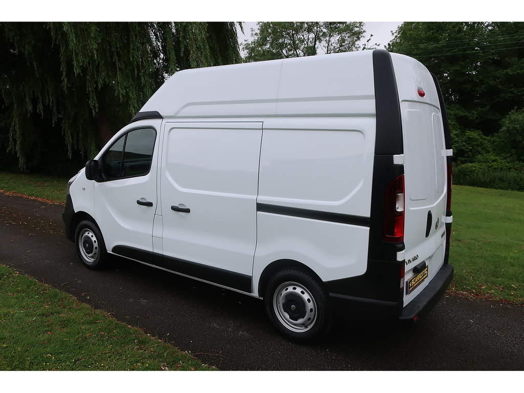 Vauxhall Vivaro 1.6 Cdti 2900 Biturbo Ecotec Panel Van White #4