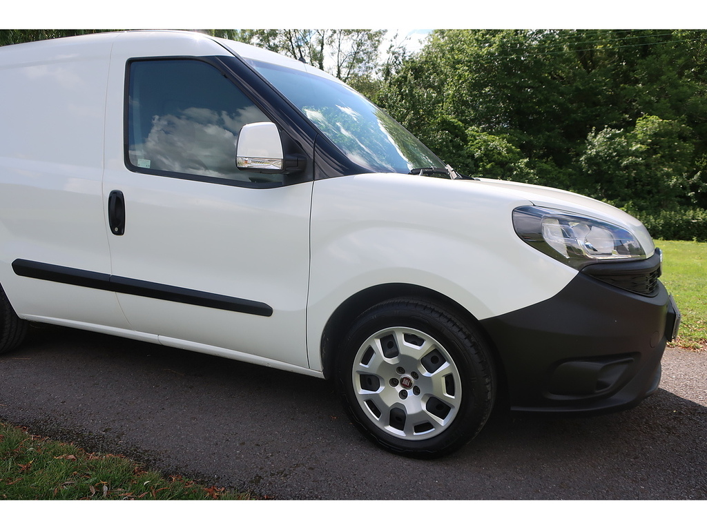 Fiat Doblo 1.6L Active 6Dr Grey #14