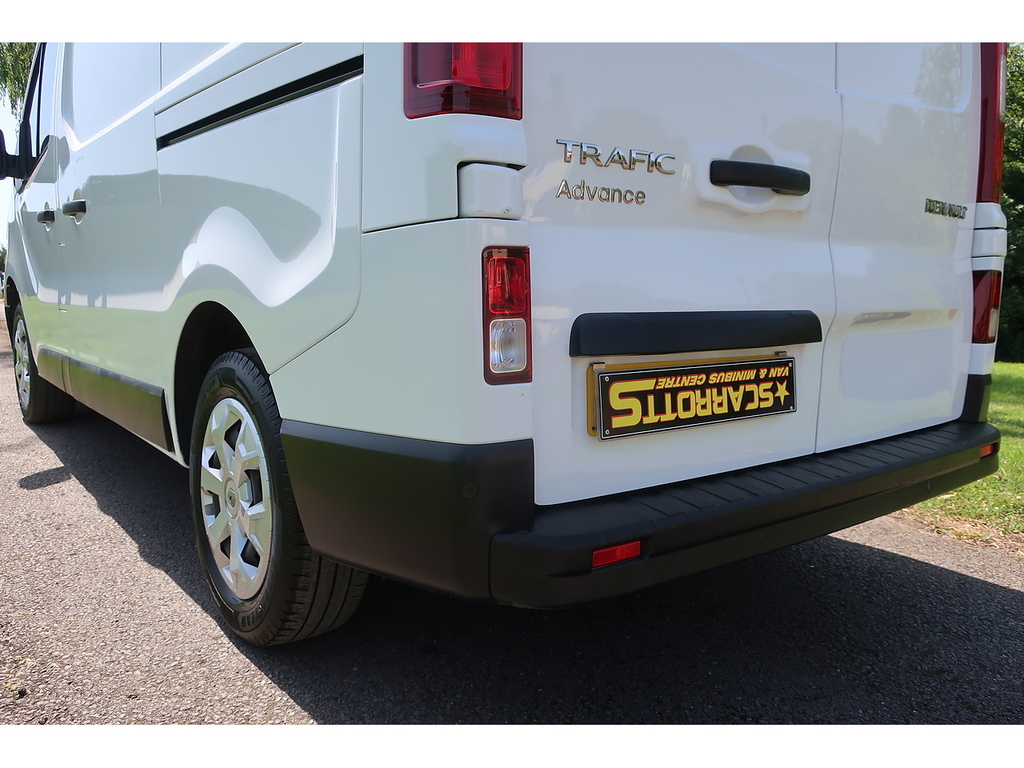 Renault Trafic 2.0 Dci Blue Sl30 Advance Panel Van Man HN73RXU White #5