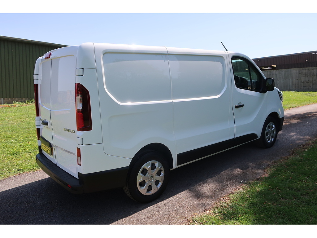 Renault Trafic 2.0 Dci Blue Sl30 Advance Panel Van Man HN73RXU White #2