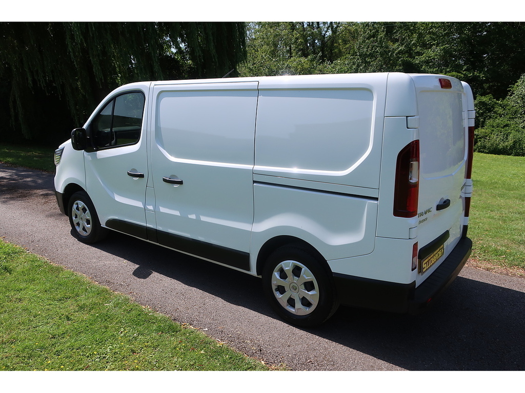 Renault Trafic 2.0 Dci Blue Sl30 Advance Panel Van Man HN73RXU White #4