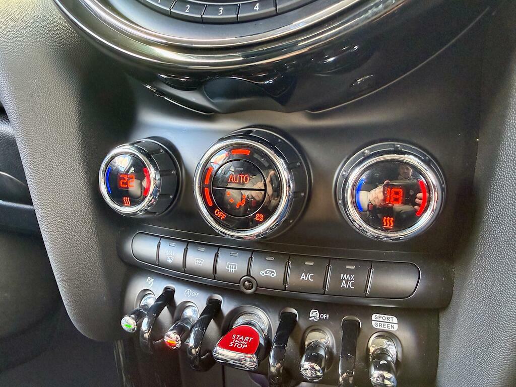Mini Hatch 1.5 Cooper Euro 6 Ss White #31