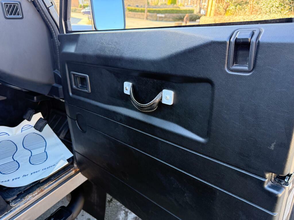 Land Rover Defender 110 Diesel Grey #39