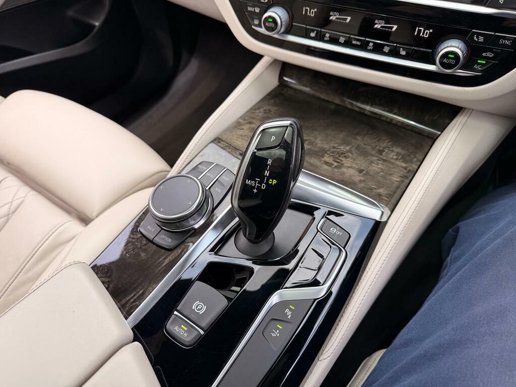 BMW 6 Series Gran Turismo Hatchback Grey #47