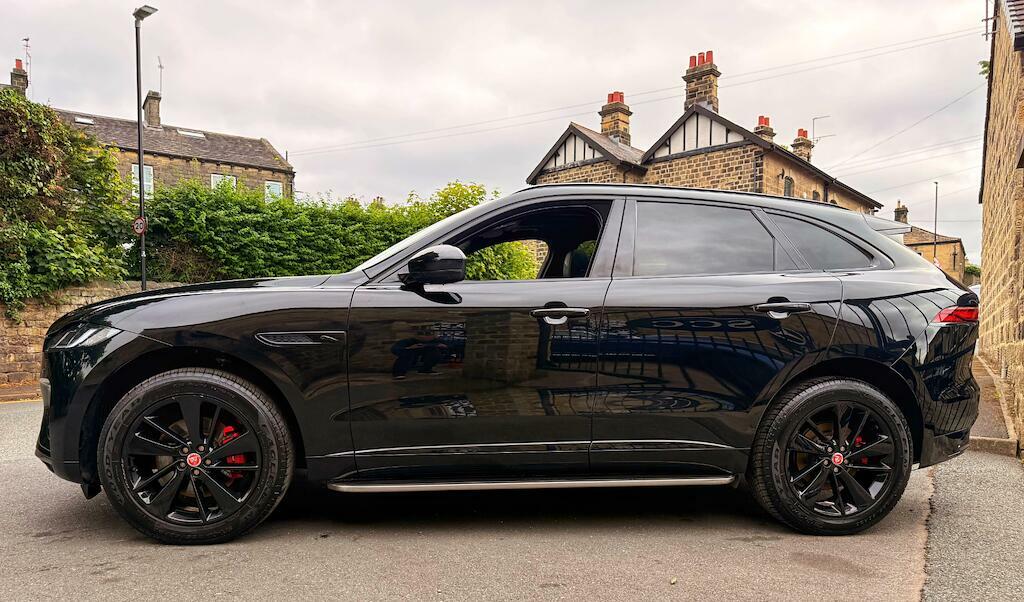 Jaguar F-Pace R-dynamic Black Black #5