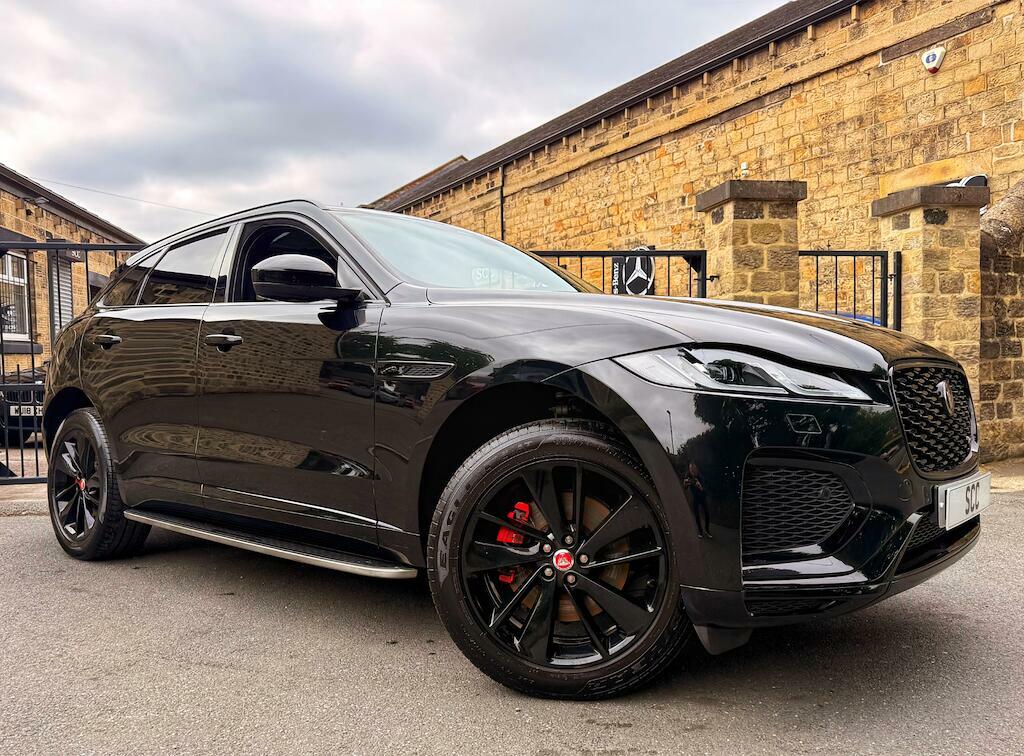 Jaguar F-Pace R-dynamic Black Black