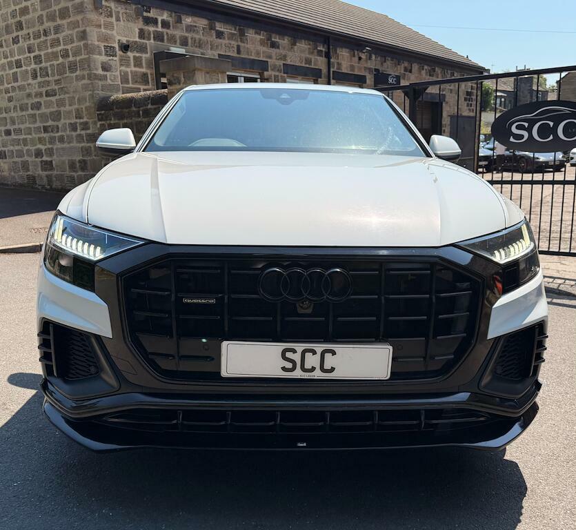 Audi Q8 S Line White #3