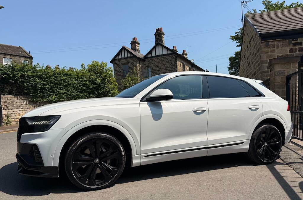 Audi Q8 S Line White #5
