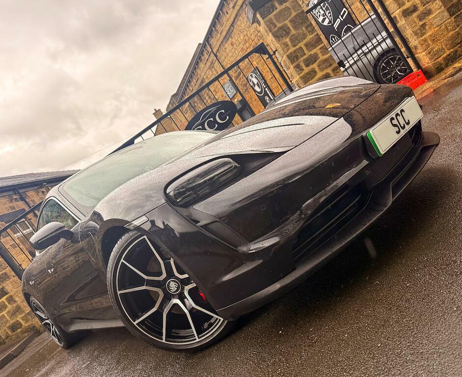 Porsche Taycan 4S Black #2
