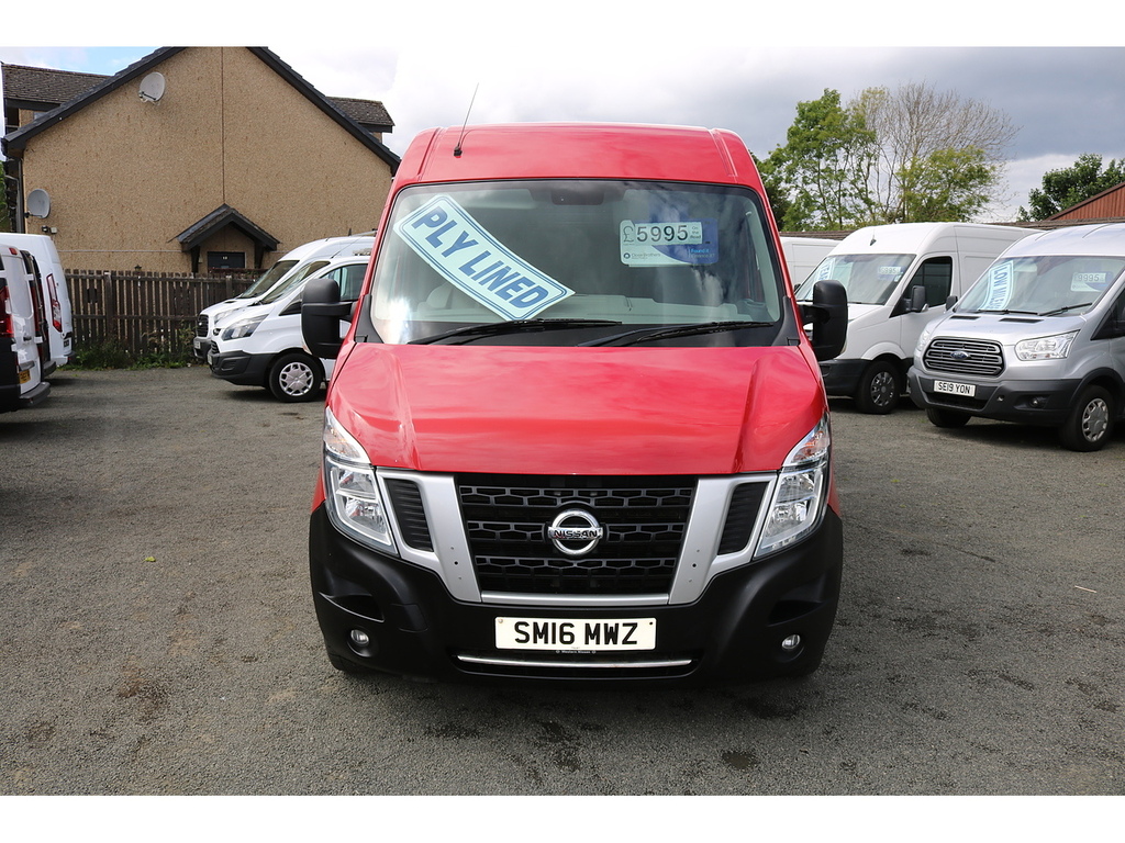 Nissan NV400  White #2