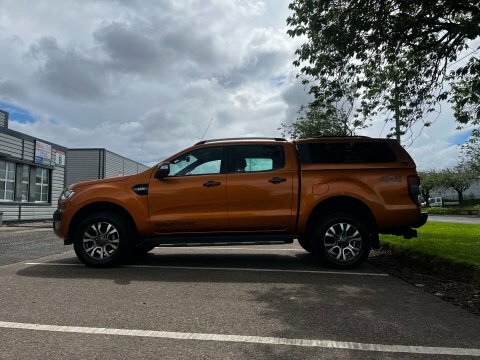 Ford Ranger 3.2 Ranger Wildtrak PF66VNO Orange #2