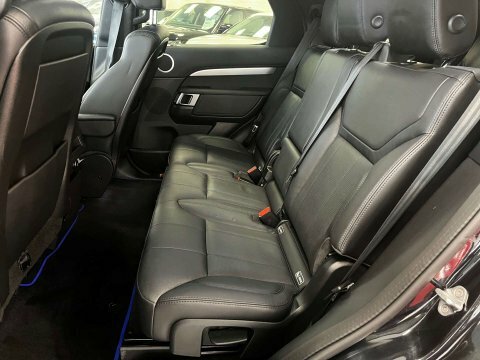 Land Rover Discovery 3 .0 Discovery Landmark Black #2