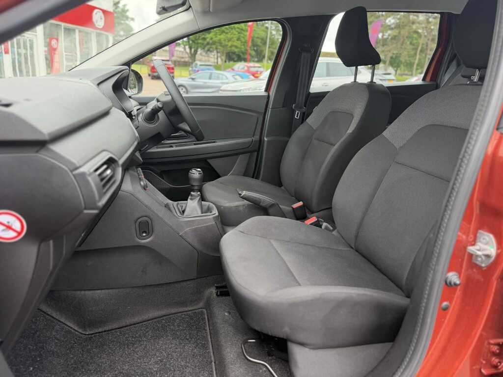 Dacia Jogger Essential Tce RF23SPU #4
