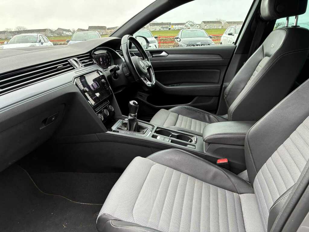 Volkswagen Passat R-line Tsi Evo SO19XNM #5