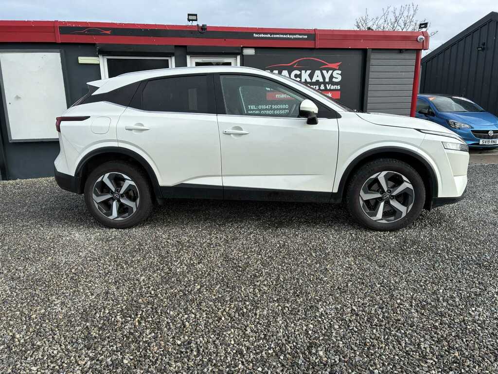 Nissan Qashqai N-connecta Dig-t Mhev DP73LVT #2