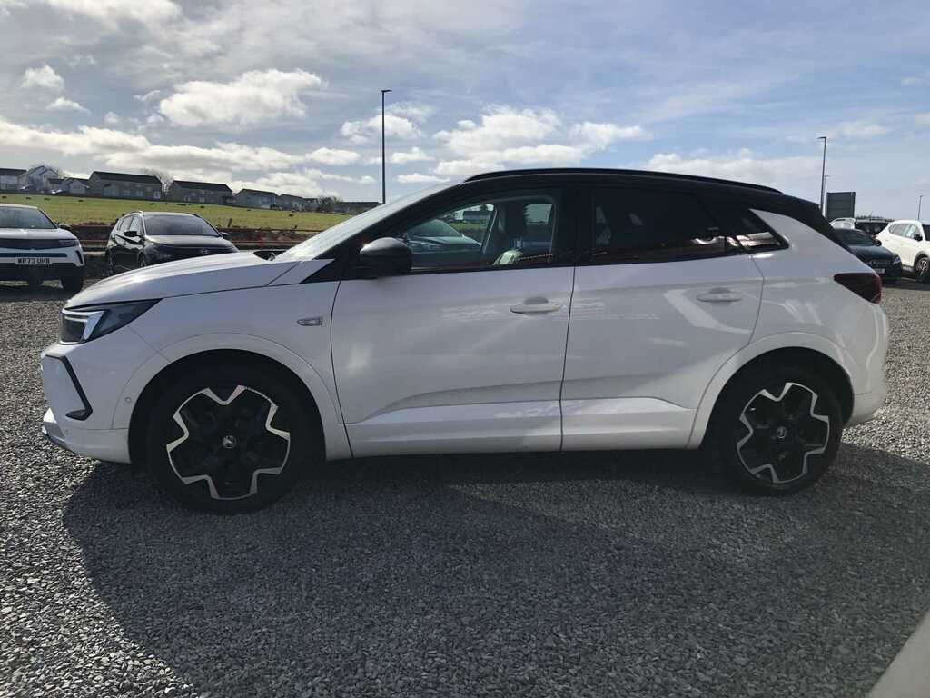 Vauxhall Grandland Ultimate Turbo D A GU23OTM  #4