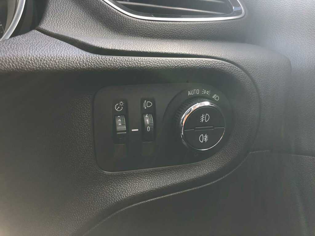 Vauxhall Grandland X Sri Nav Red #13