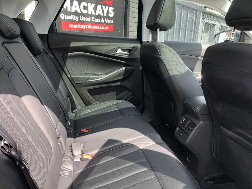 Vauxhall Grandland X Sri Nav Red #23
