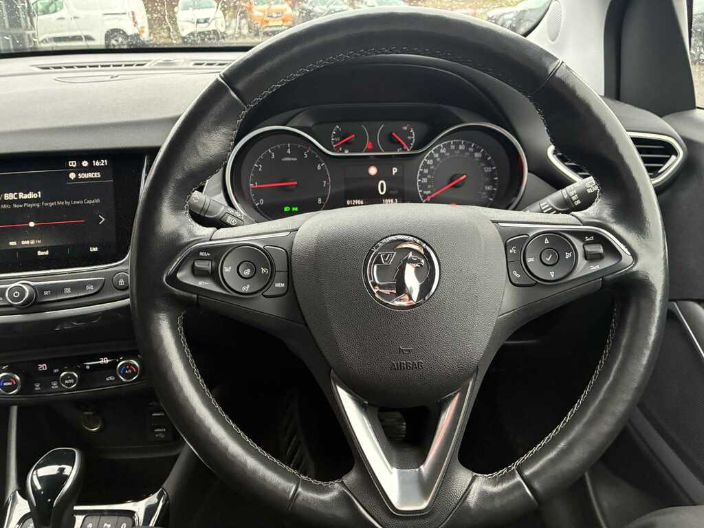 Vauxhall Crossland Hatchback Black #11