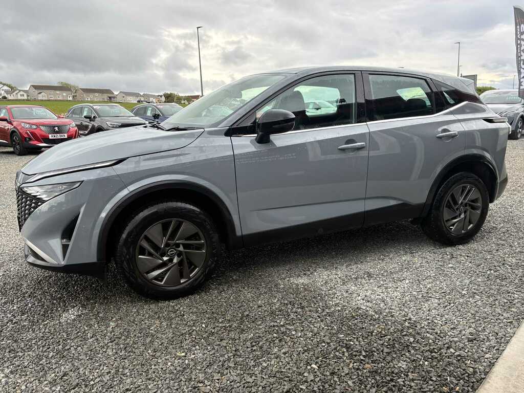 Nissan Qashqai 1.5 E-power N-connecta Black #4