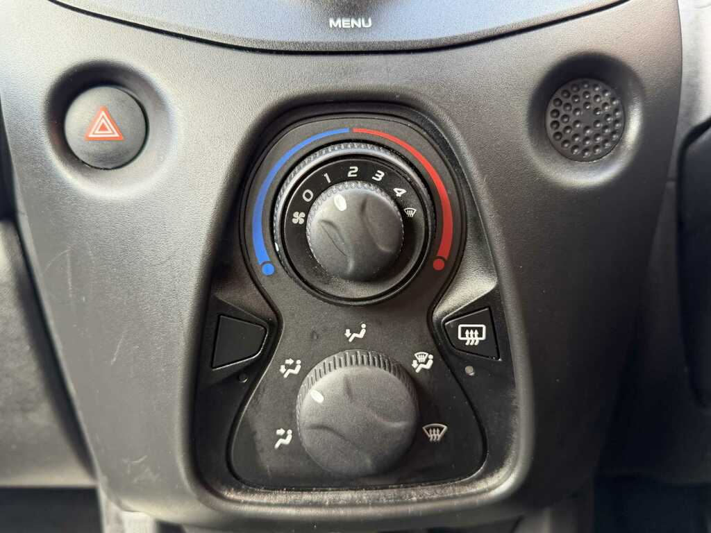 Peugeot 108 Active Blue #22