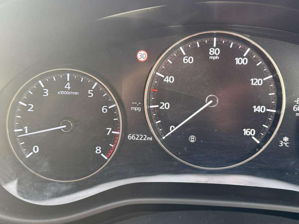 Mazda 3 2.0 Se-l Lux Mhev Red #14