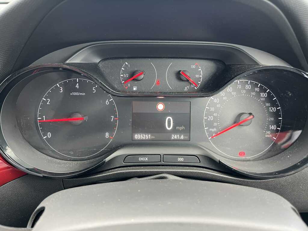 Vauxhall Crossland Sri Nav Turbo White #6