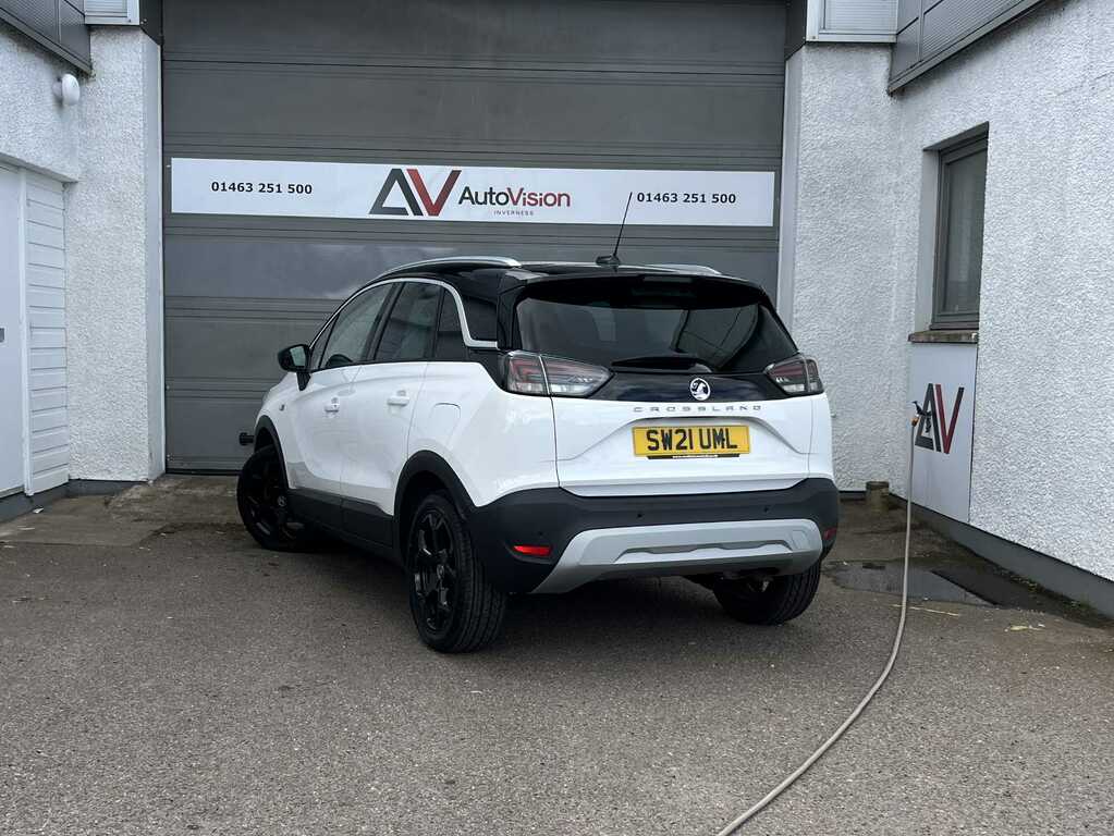 Vauxhall Crossland Sri Nav Turbo White #2