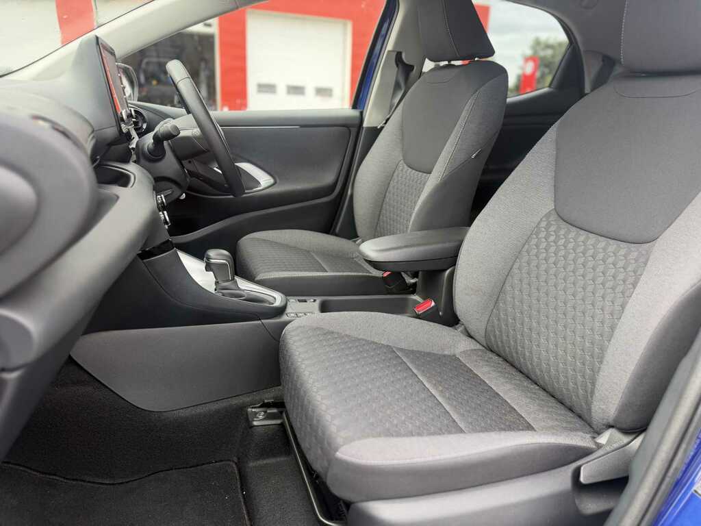 Toyota Yaris Design Hev Cvt SY73NPP #4