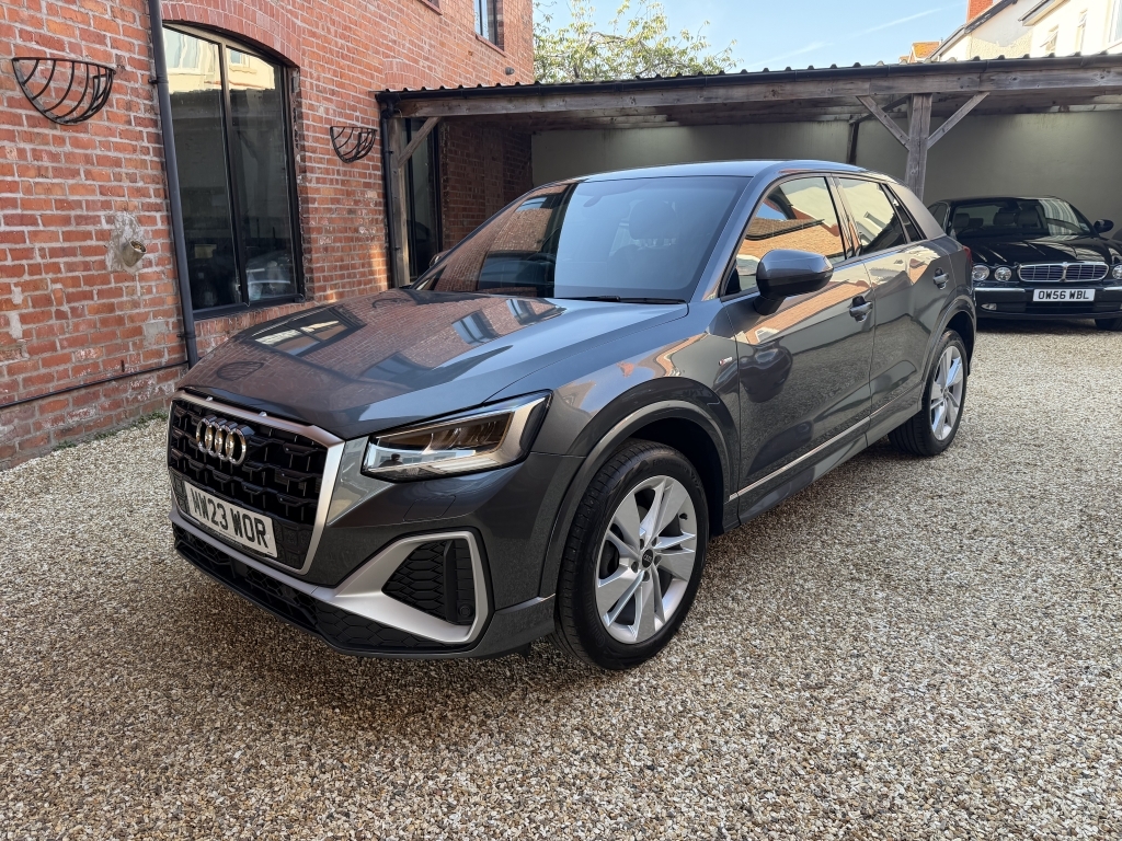 Audi Q2 1.5 Tfsi Cod 35 S Line Suv Grey